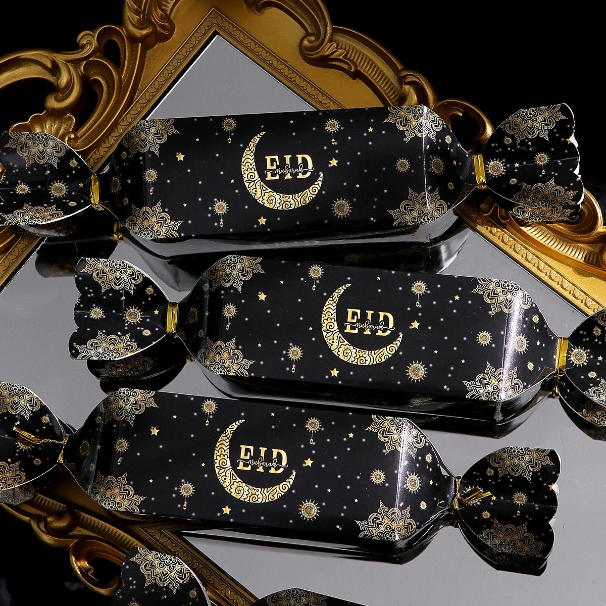 5 Elegant Eid Gift Bags with Gold Hanging Lantern Designs and Ribbon Ties, Luxurious Ramadan and Eid Gift Bags, Suitable for Dates, Candies, Chocolates, Mini Gifts, Party Favors, Eid Sweets, Family Gatherings, Holiday Gift Pa Qme 5Pcs-Black 23.5X4.6X4.6Cm