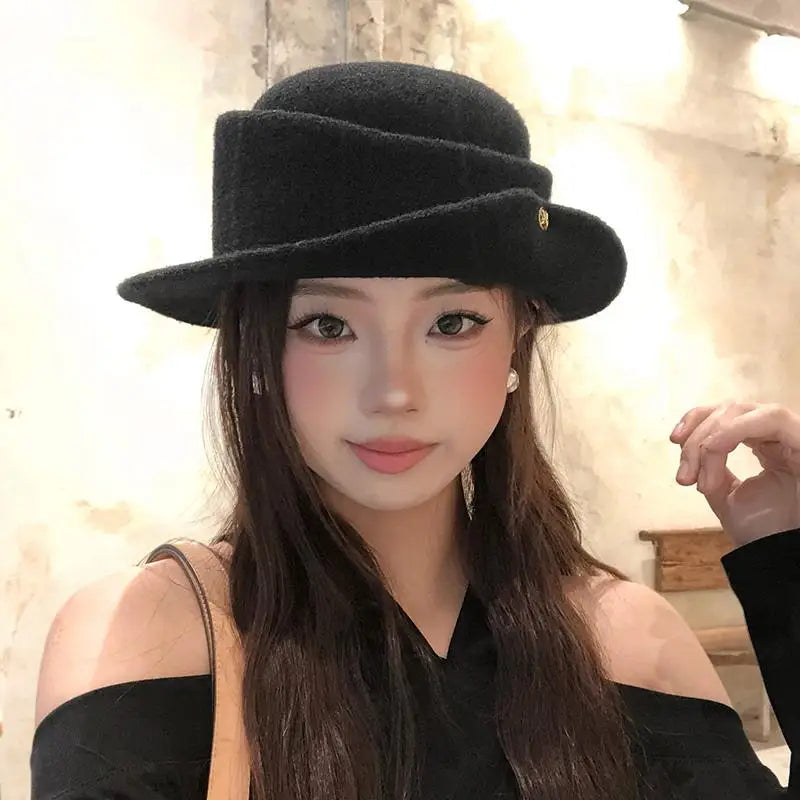 French Hepburn Elegant Black Hat Women's Autumn Winter Rolled Edge Qme