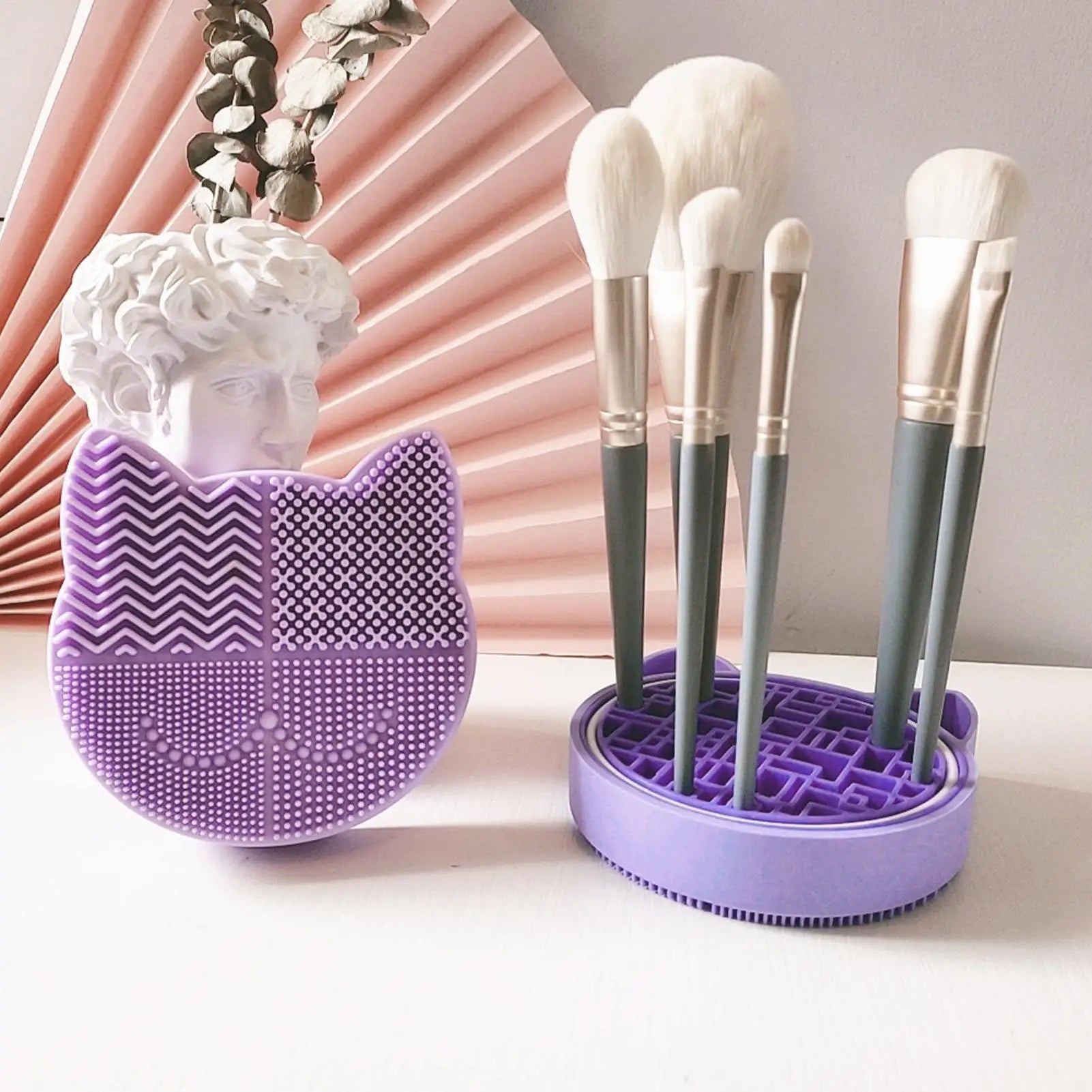 Makeup Brush Cleaner Silicone Scrubbing Tray Cleaning Plate Washing Qme