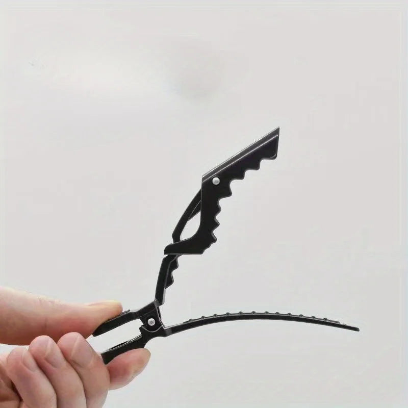 Crocodile hair clip is used for styling segmentation for women with wide teeth, professional hair salons, and hairdressers Qme
