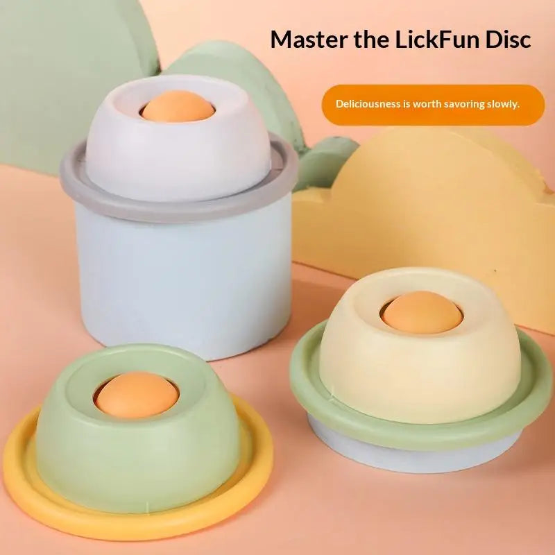 Pet Lick Mat Yogurt Licking Plate Slow Feeder For Dogs & Cats - Interactive Snack Bowl Promotes Dental Health Pet Licking Mat. Qme