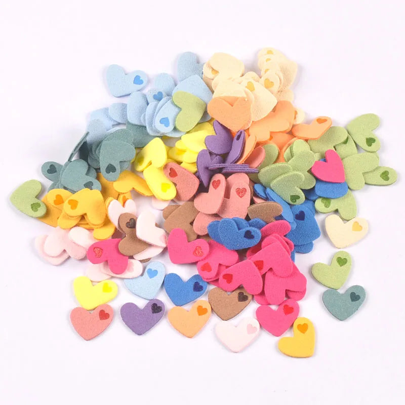 50Pcs Heart Pattern Love Embossing Leather Labels Clothes DIY Sewing Accessories Garment Supplies Banner Handwork Tags c3508 Qme