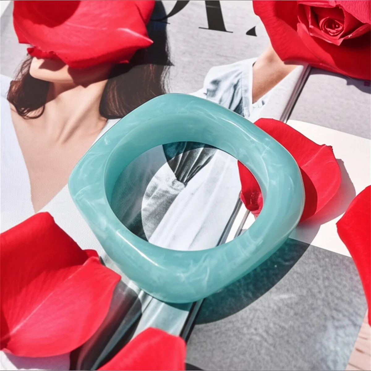 Fashion Summer Trendy Clear Wide Version Square Acrylic Resin