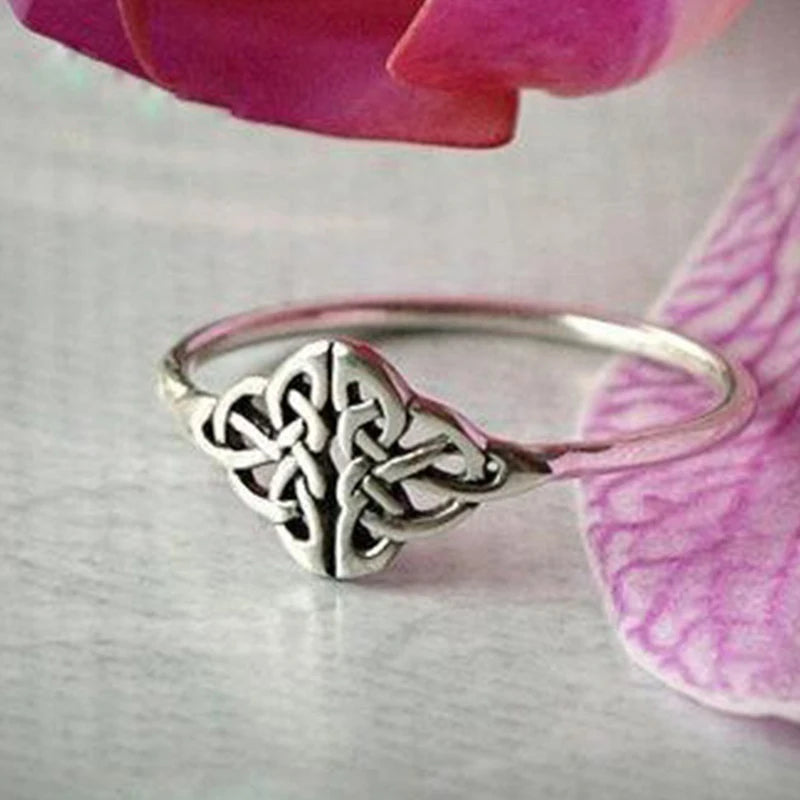 Vintage Knot 925 Sterling Silver Color Ring Creative Flower Finger Ring 6 7 8 9 10 High Quality Metal Fine Jewelry Women Gift Qme 9