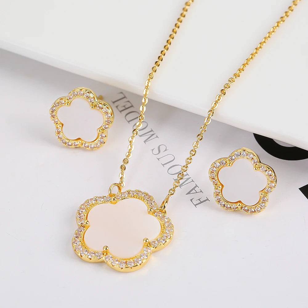 Trendy Sweet Fashion Natural White Solid Five Leaf Petals Women
