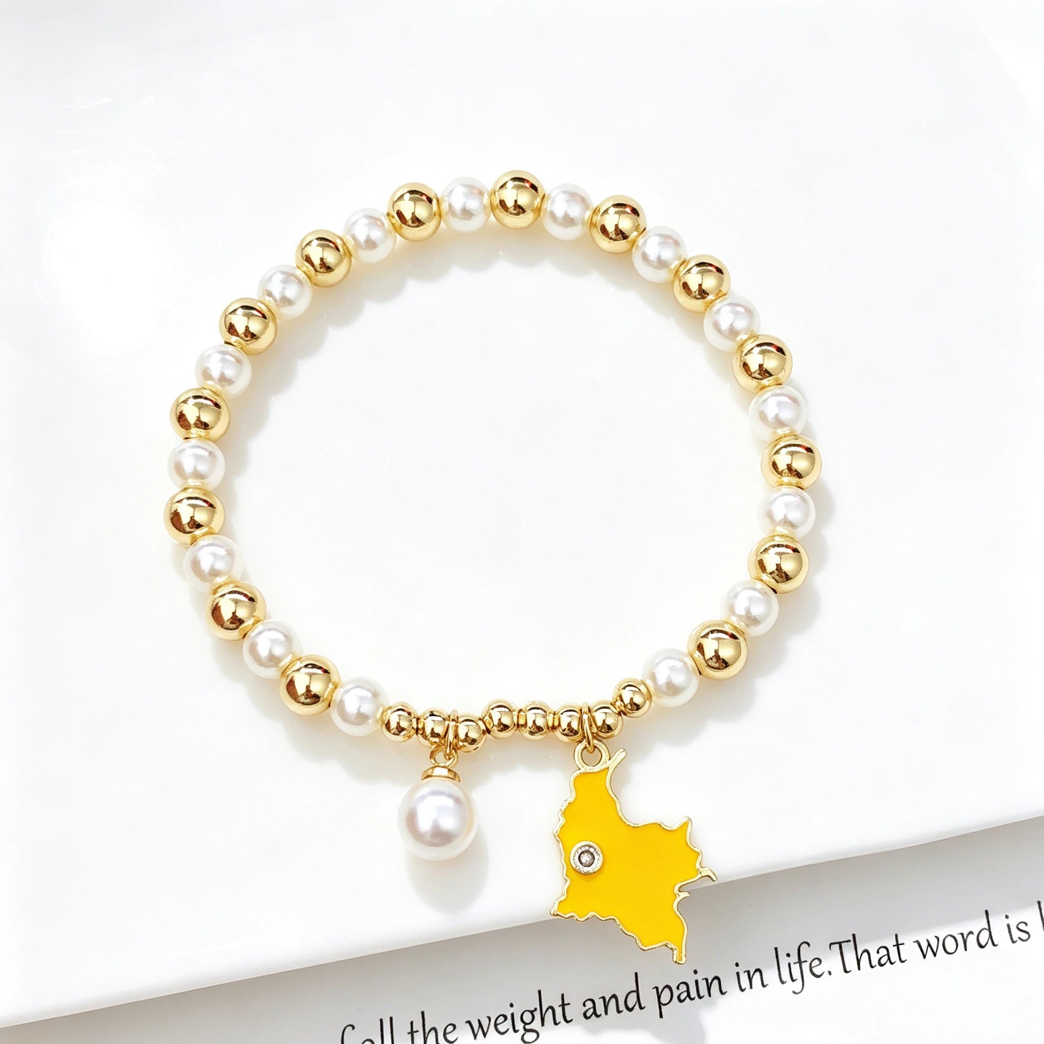 Classic Violin Round Parrot-Shaped Venezuela Colombia Flag Designer Pearl Bracelet Luxury for Women Party Patriotic Jewelry Gift Qme 4