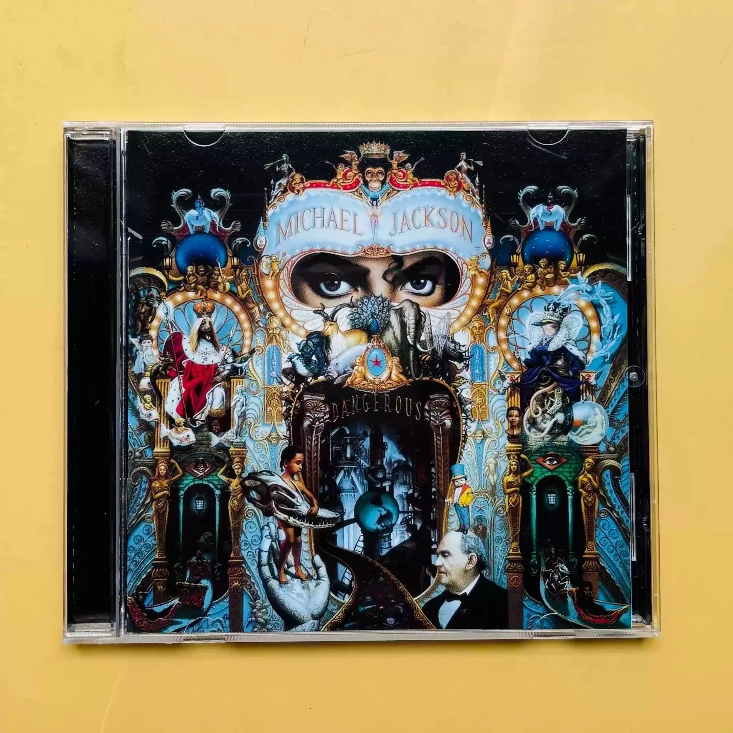 Classic Pop Dance CD, Featuring Tracks Including Black or White , Conveying Stage-Level Music Tension and Humanistic Care Qme