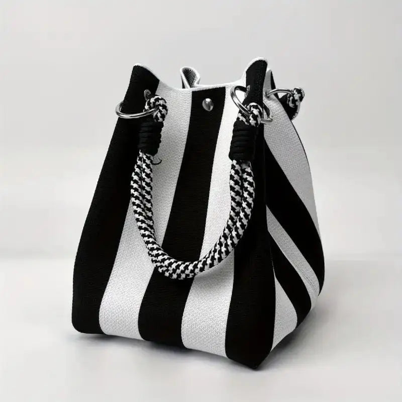 Multi-color Knitted Retro Bucket Handbag Is Simple And Color-blocked Versatile And Easy To Carry With You Qme A5 one size