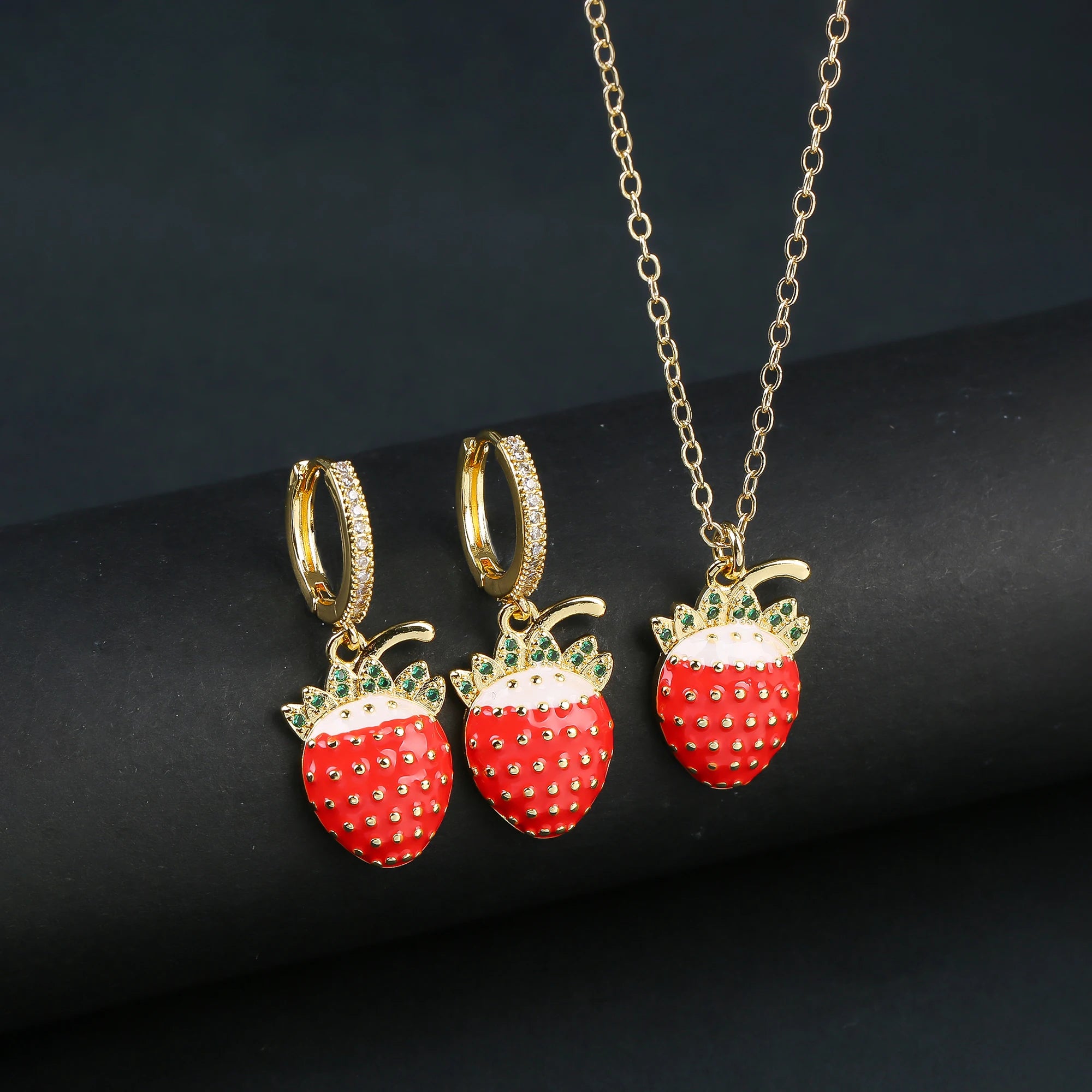 2pcs Hot Sale Fruit Cherry Strawberry Crystal Earrings Necklace Jewelry Set Lucky for Woman Shiny Zircon Party Gift Accessories Qme Jewelry Set 13