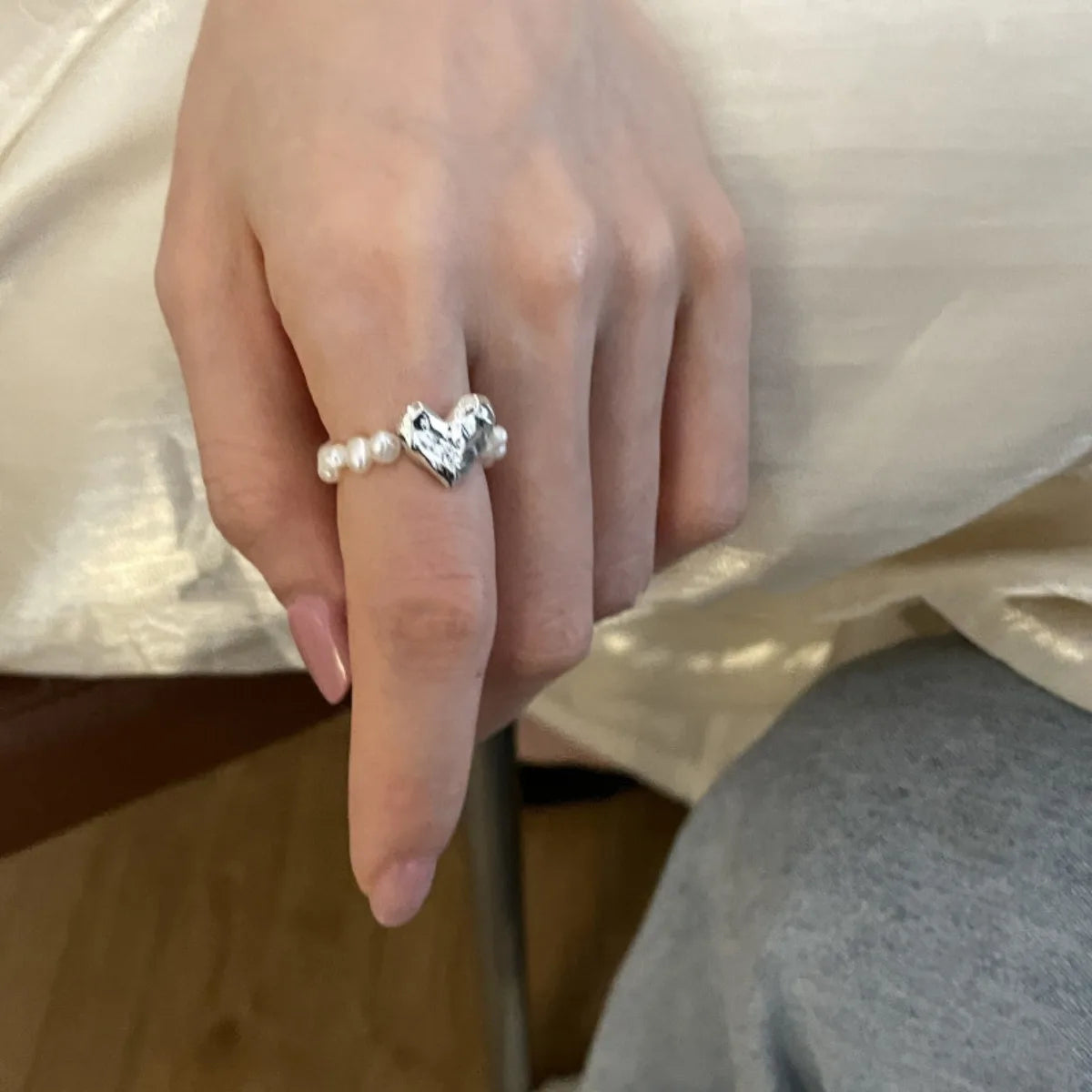 1pcs Baroque Personality Stretch Love Finger Rings Simple Women Girl Fashion Sense of Design Sweet Heart Jewelry Gift Party Gift Qme