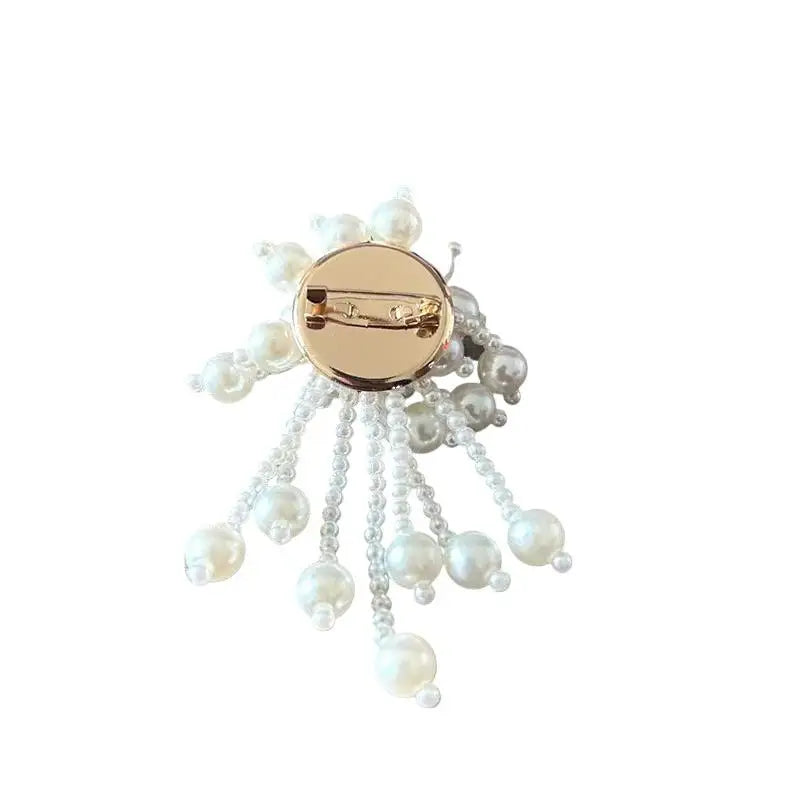 Fashion Beaded Tassel Brooch French Elegance Flower Design Pin Women Accessories Qme