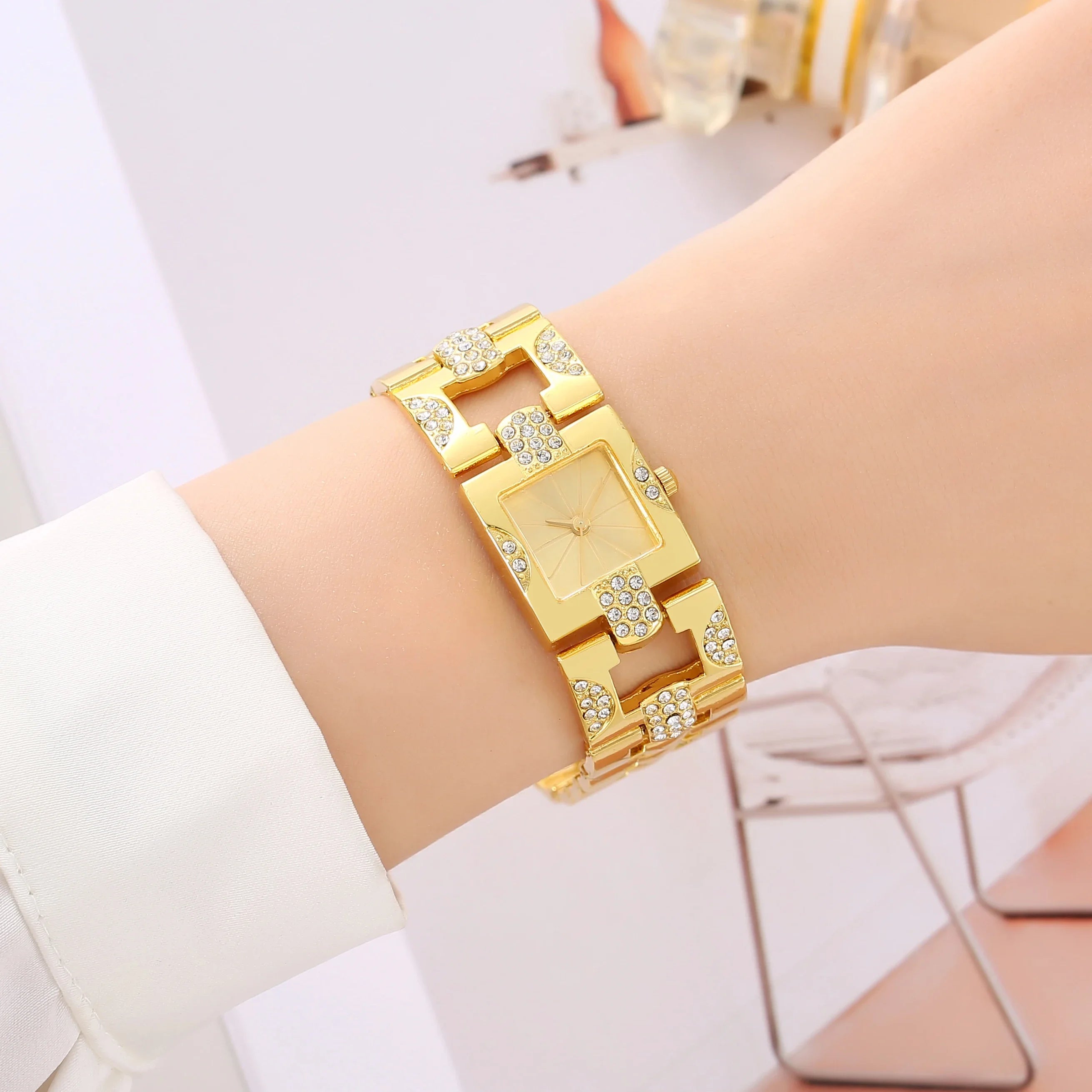 Gold Square Rhinestone Bracelet Watch for Women Luxury Bling Crystal Wristwatch Qme