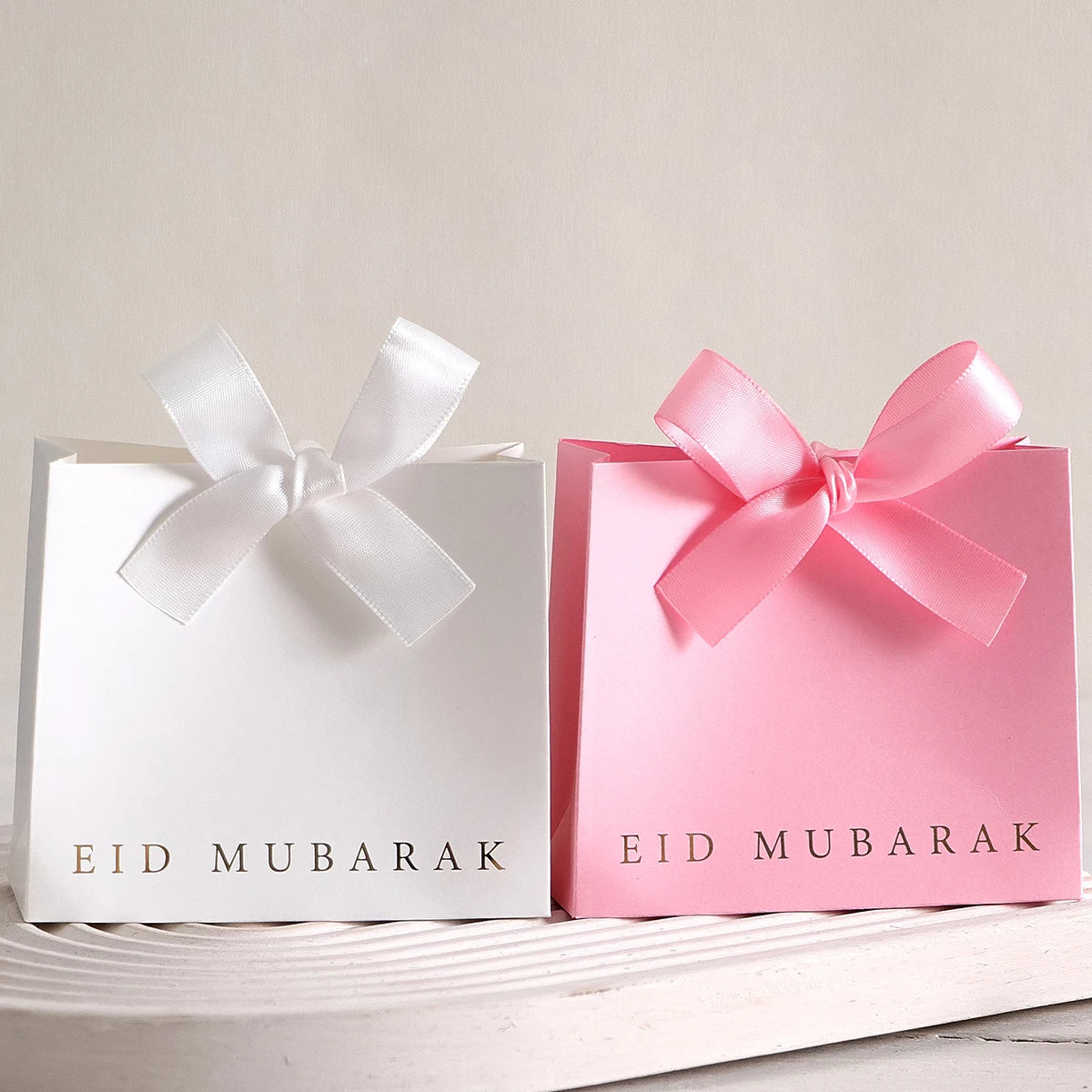 10Pcs, Eid Mubarak Laminated Mini Gift Boxes, Classic Black, White and Pink, with Elegant Ribbon, Size: 11.5*10 * 4.5cm - Perfe Qme