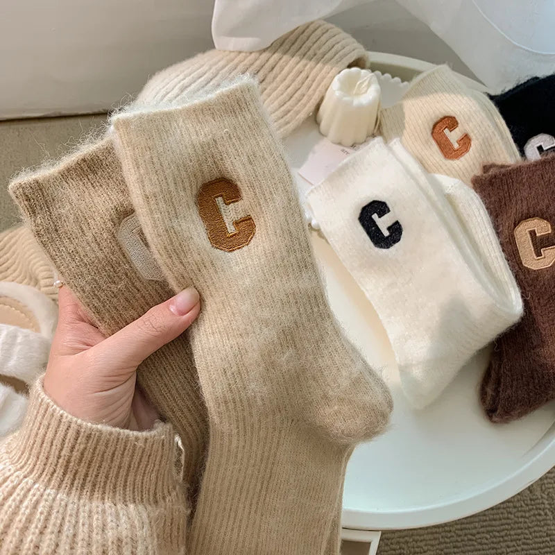Luxury Women Wool Socks Warm Winter Thick Cashmere Casual Japanese Fashion Solid Color Comfortable Home Sock Long High Quality Qme