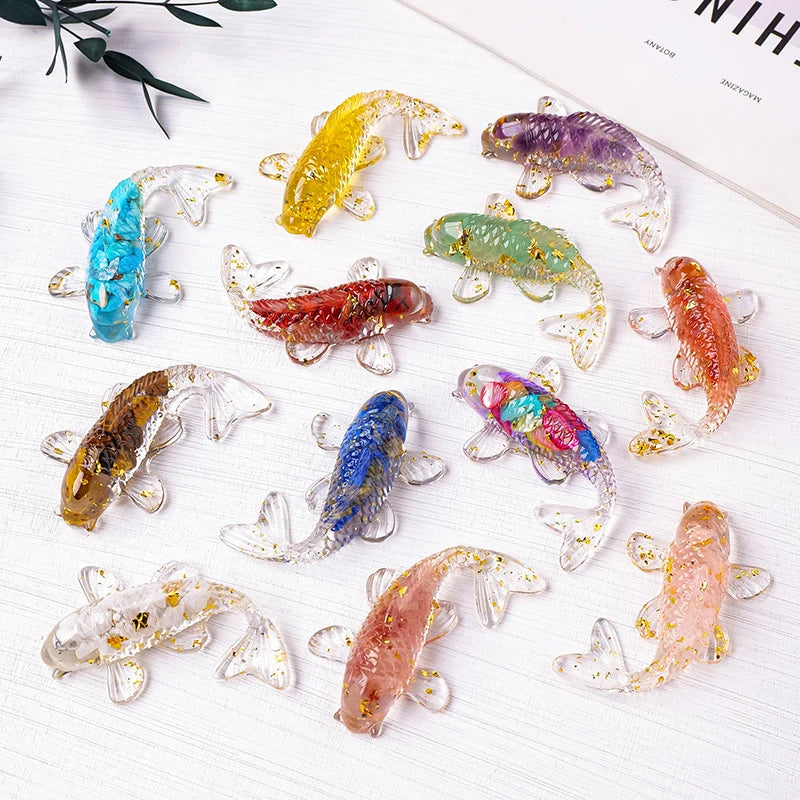Crystal Stone Gravel Lucky Koi Fish Figurine Resin Mini Quartz Fancy Carp Statue Home Decor Desk Ornament Gift Qme