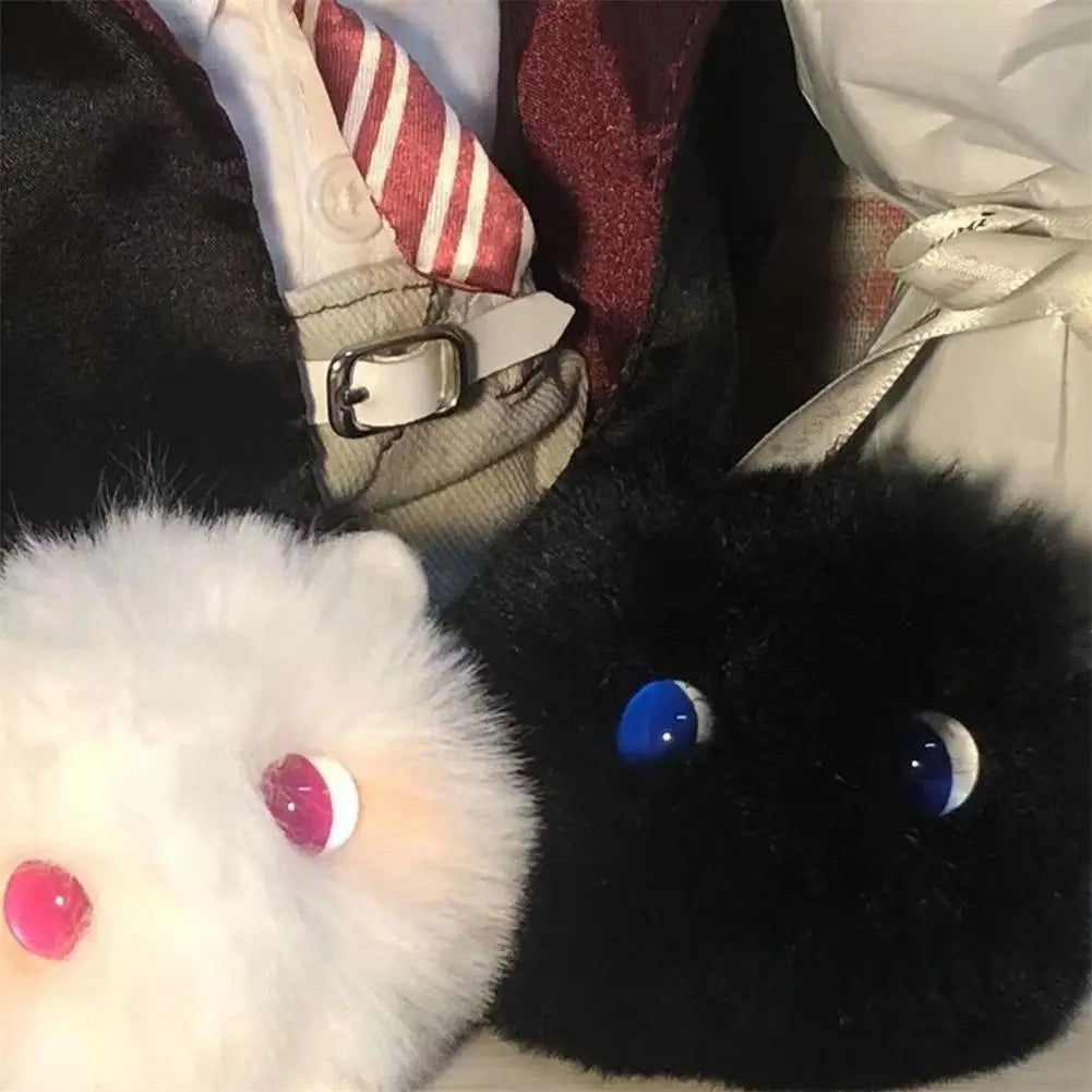 Black /White Plush Cat Keychain Kawaii Kitten Cartoon Keyring Ladies Girls Bag Pendant Hairball Keychain School Bag Key Chains Qme