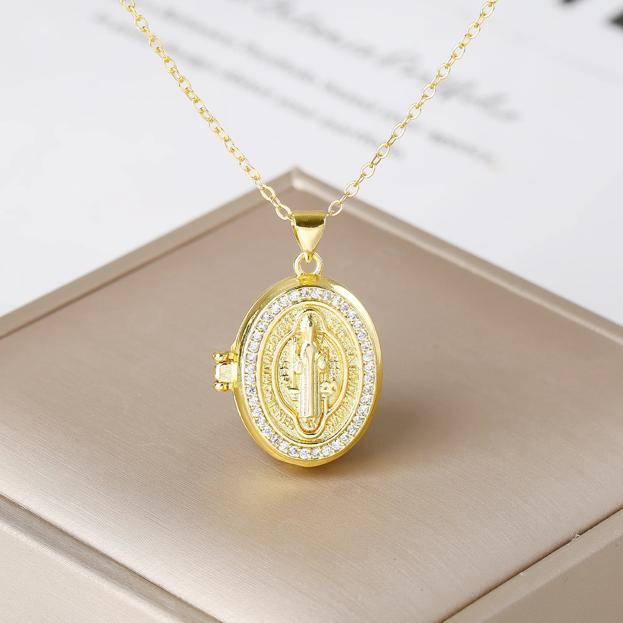 New Trendy Openable Religious Virgin Mary Saint Jude Zircon Photo Box Pendant Necklace for Female Male Daily Party Jewelry Qme 6