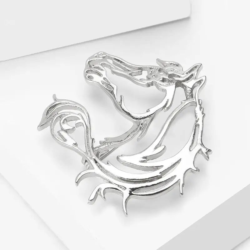 Simple Hollow Horse Brooch For Women Men Personality Alloy Smooth Animal Pin Brooch Fashion Clothing Jewelry Accessories Gift Qme