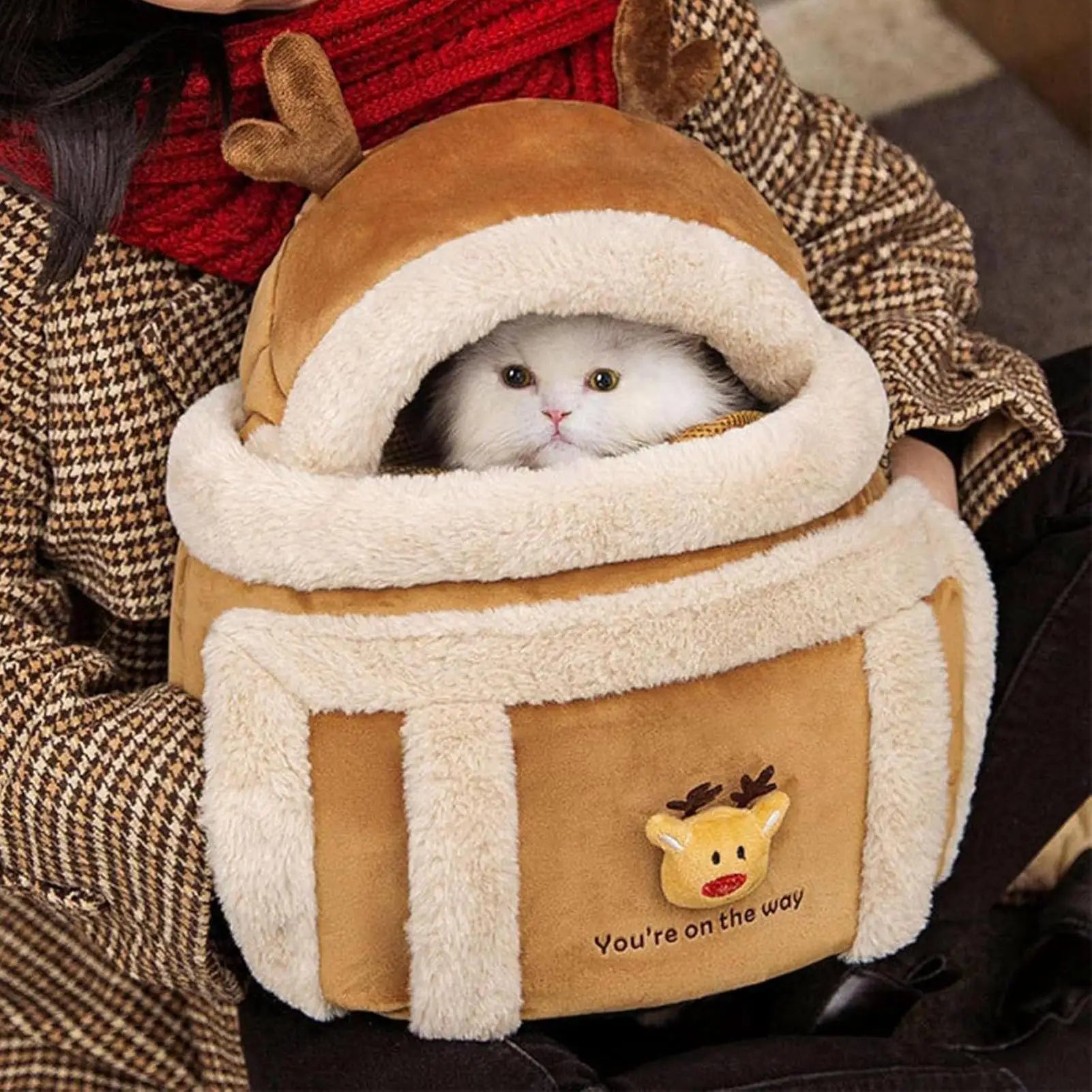 Cat Carrying Bag Pet Plush Elk Shape Backpack Winter Puppy Outgoing Backpack For Travel Hiking Outdoor Camping Indoor Qme