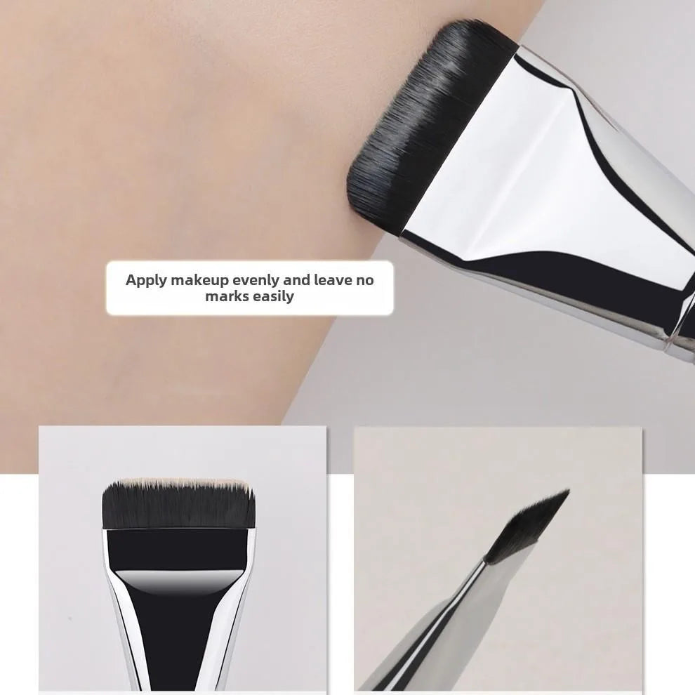 1 Multi-use Foundation Ultra-fine Hypoallergenic Nylon Bristle Oval Qme