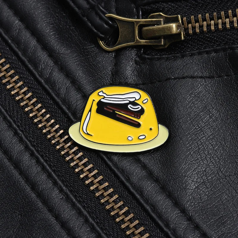 The Office TV Show Pin Jello Stapler Brooch Enamel Pin Creative Cartoon Decorative Brooches Lapel Metal Badge Jewelry Gift Qme