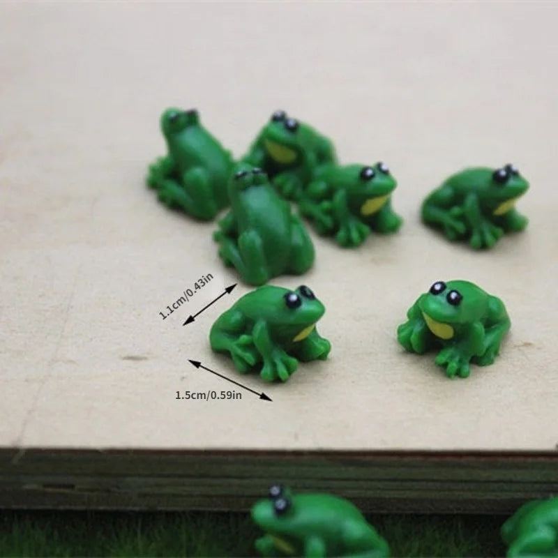 Resin Miniature Mini Tiny Green Frog Figurines Dollhouse Decor Scenes Qme