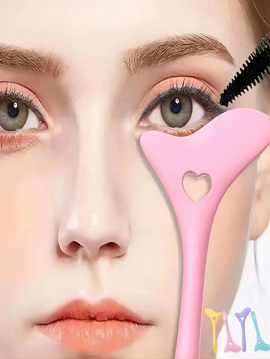 Multi-functional Eyeliner Stencil Wing Tips Silicone Aid Marscara Qme