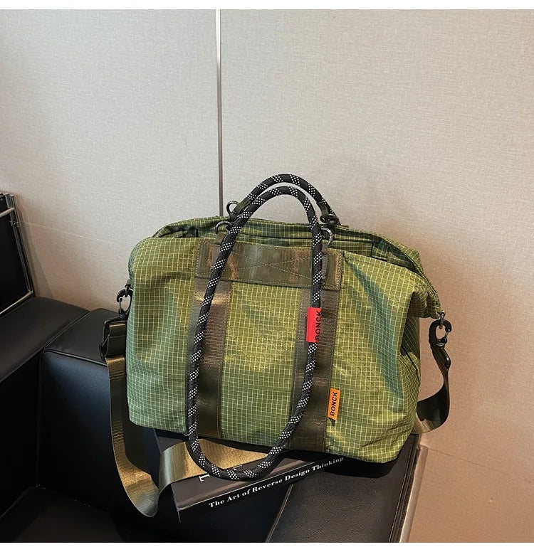 Adventure-ready Gym Travel Bag Waterproof Nylon Grid Duffel Dry Wet Qme light green