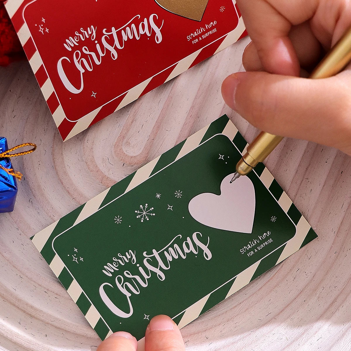 10Pcs/20Pcs Creative Merry Christmas Themed Lucky Scratch-Off Cards, Cute Cartoon Christmas Element Surprise Greeting Cards Qme