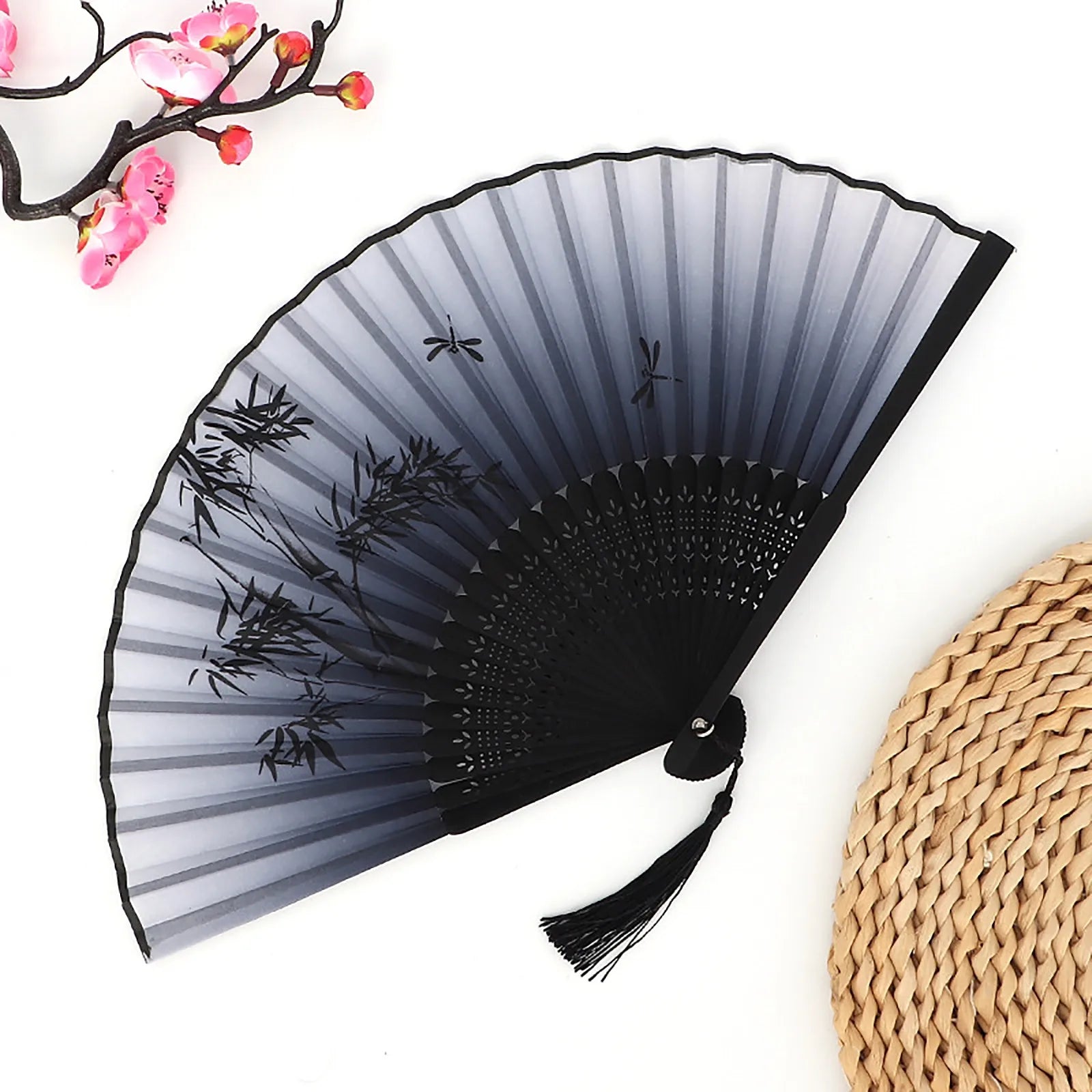 Chinese Style Folding Wood Dance Fans Hollow Ribs Elegant Vintage Style Trim Handheld Fan Foldable Wedding Party Home Decor Qme One Size M