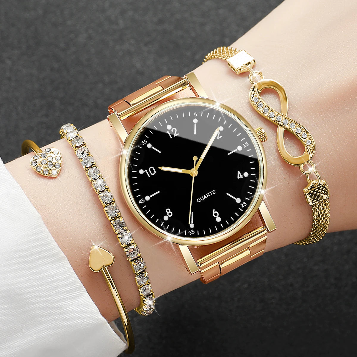 4PCS/Set Golden Simple Digital Disc Steel Belt Women's Watch Unlimited Diamond Set Bracelet Four Piece Set Qme