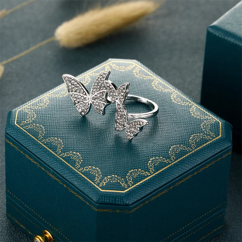 Luxury Sliver Color Zircon Multi Butterfly Open Ring for Women Exaggerated Personality Adjustable Finger Ring Wedding Jewelry Qme