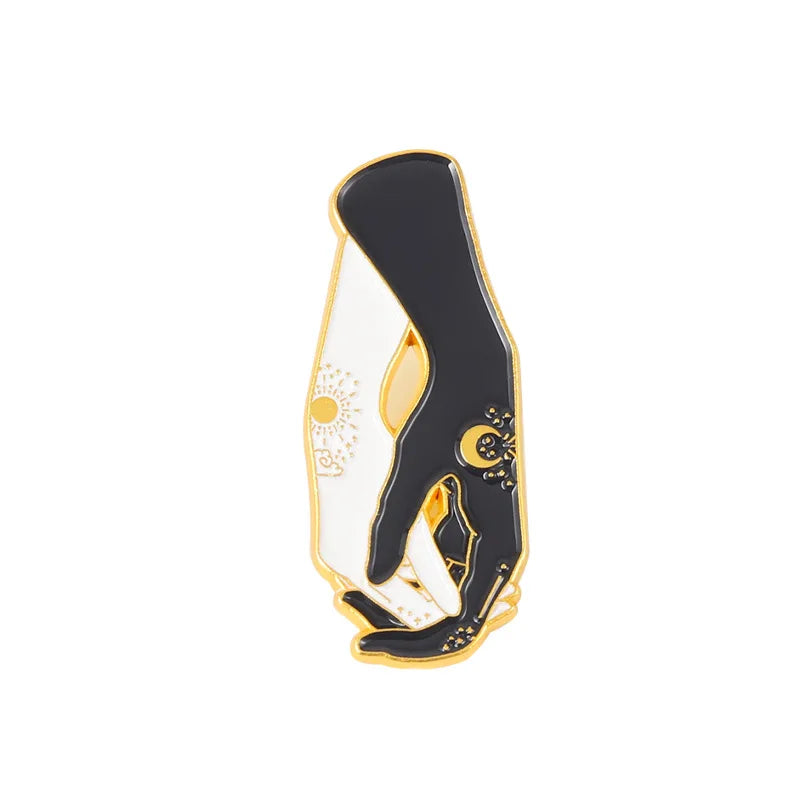 Black White Animal Enamel Pins Snake Cat Dragon Metal Brooches Badge Jewelry Punk Jeans Hat Lapel Clothes Women Kid Wholesale Qme style 1