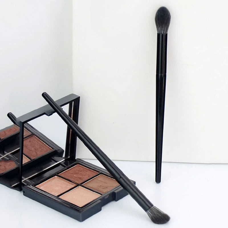 8 Soft Contouring Eyeshadow Eyeliner Eyebrow Brush Eyes Makeup Qme