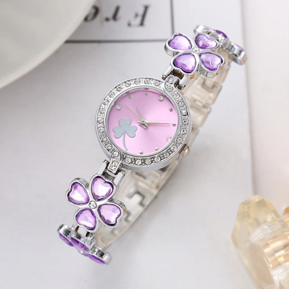 Four leaf clover point diamond women's bracelet watch women's casual gift watch jewelry women's watch Qme