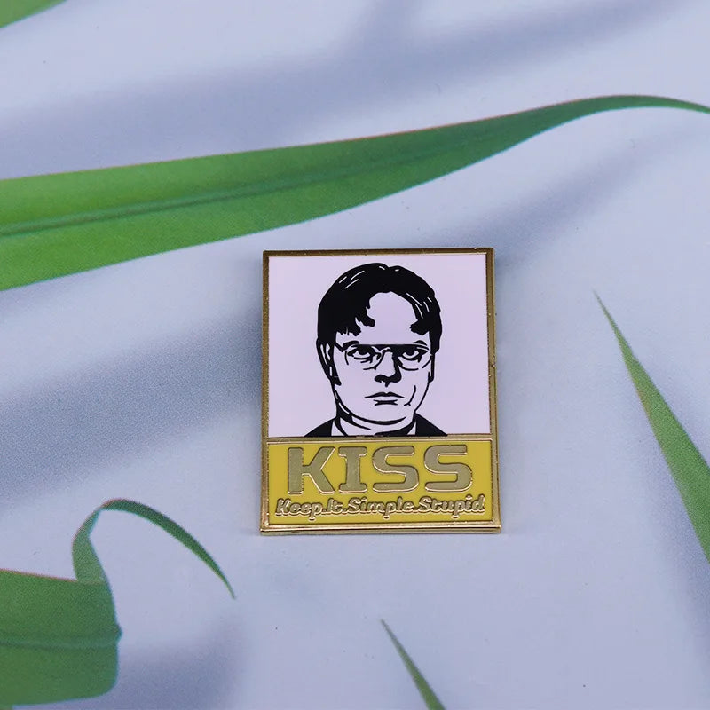 Classic Comedy Enamel Pins American Fashion TV Show Brooches for Friends Backpack Metal Lapel Pin Badges Jewelry Wholesale Qme