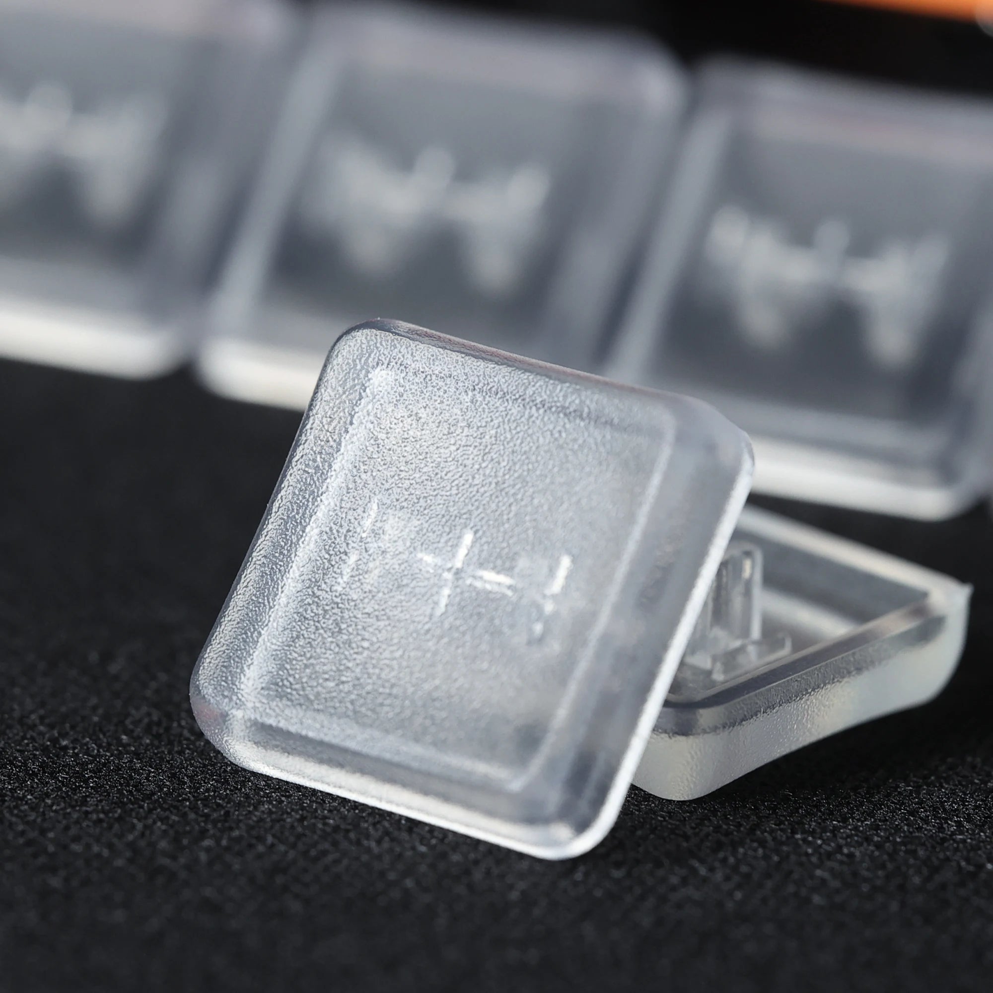 50PCS CHOSFOX Keycaps Low Profile PBT Keycaps For Kailh Chocolate Switch Mechanical Keyboard Ultra Thin Black White Transparent Qme