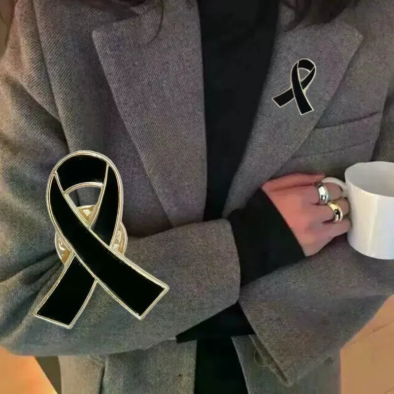 1/5/10Pcs Black White Ribbon Brooch Funerals Memorial Pin For Woman Men Metal Ribbon Mourning Badge Suit Dress Shirt Accessories Qme