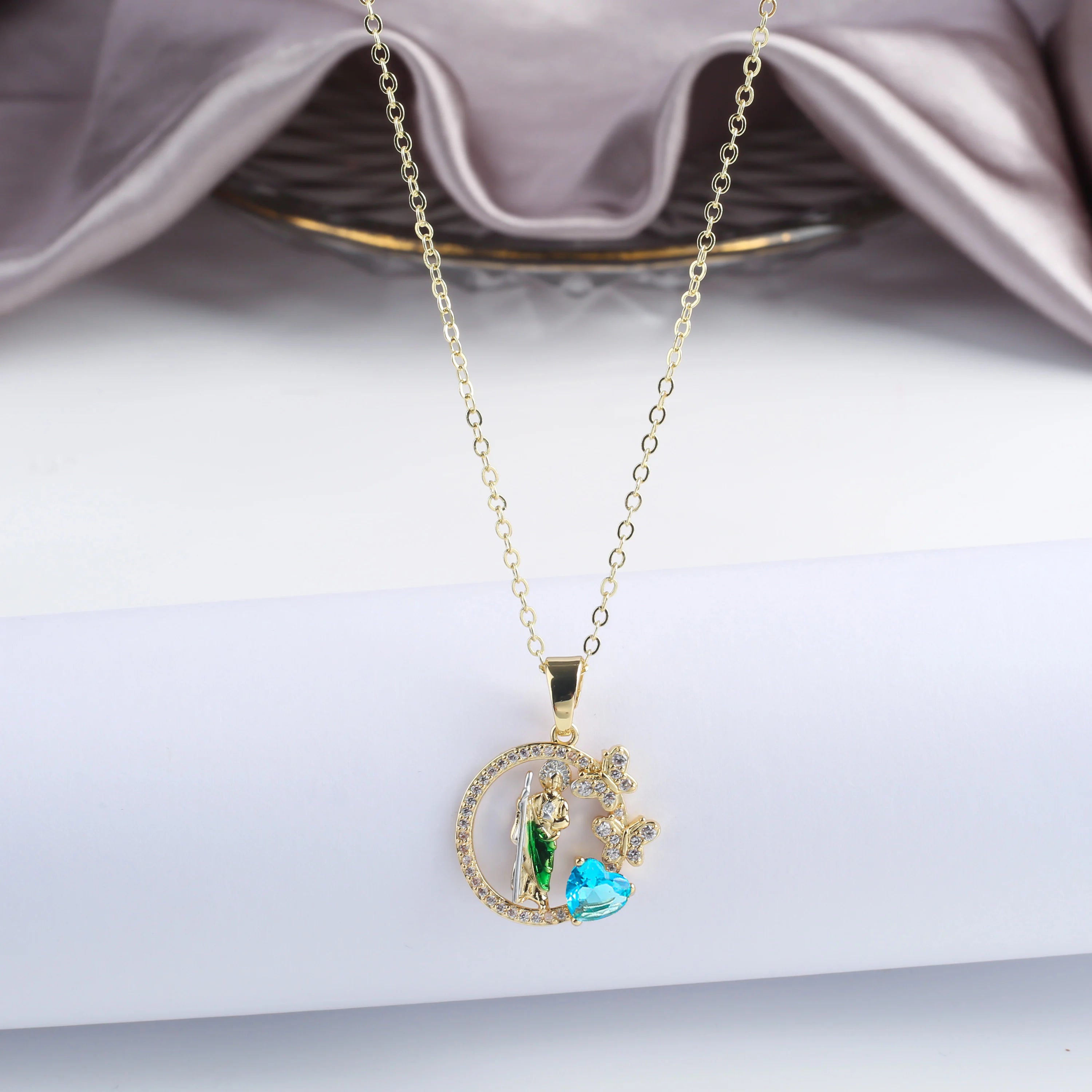 INS Hot Sale Shiny Zirconia St. Jude Pendant Necklace Fashion Woman Religious Jewelry Choker Exquisite for Party Jewelry Gift Qme 1