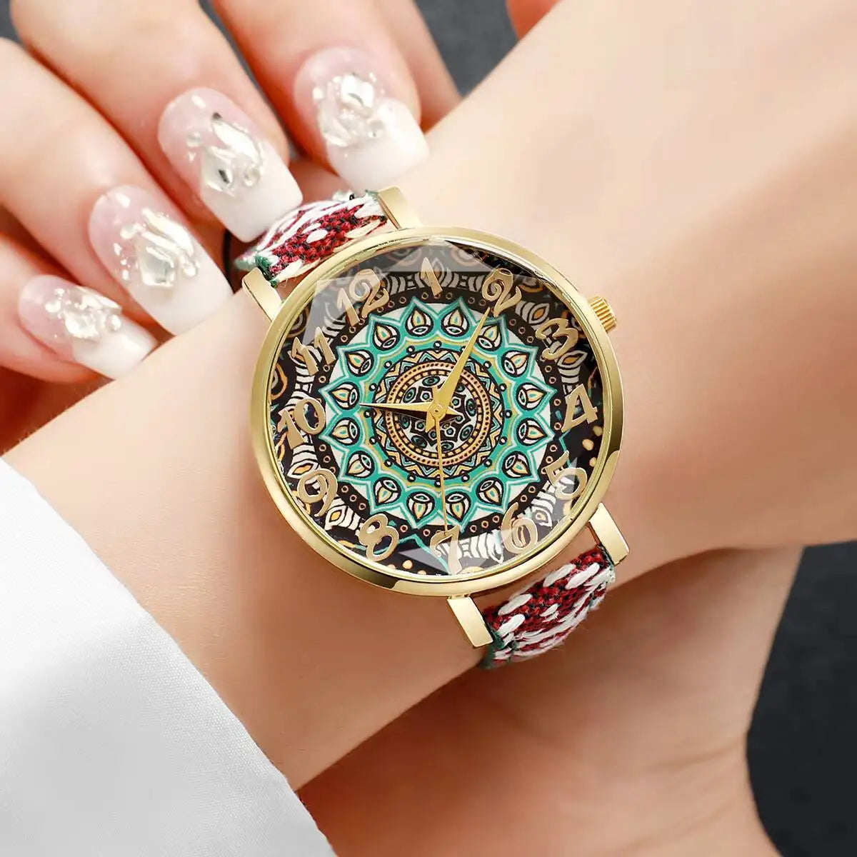 Vintage Printed Women Watches Casual Leather Strap Ladies Quartz Wristwatch Reloj Mujer Girls Gift（Without Box） Qme