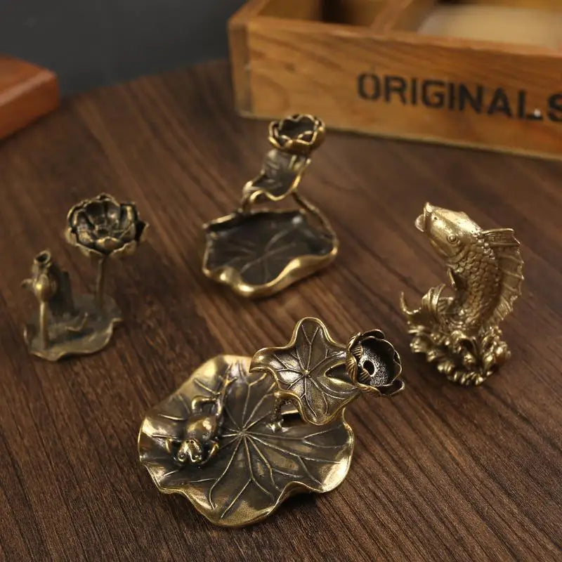 Copper Frog Lotus Pond Censer Holder Ornaments Tea Pets Antique Brass Qme