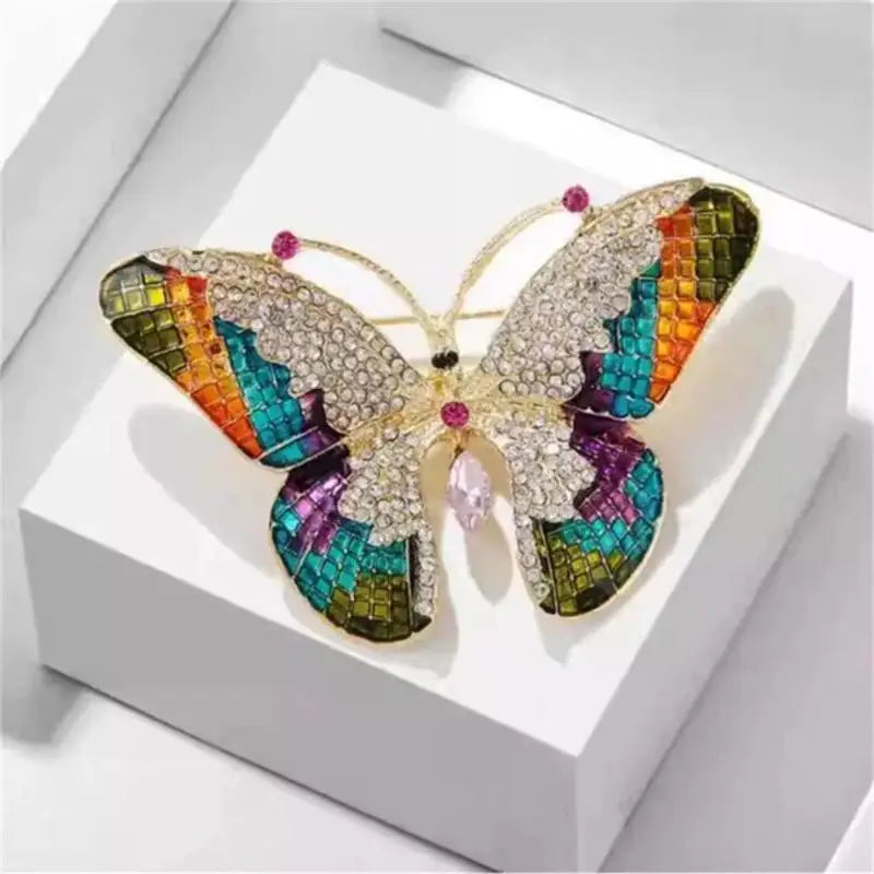 Luxury Colorful Rhinestone Butterfly Brooch Women Metal Insect Pin Qme