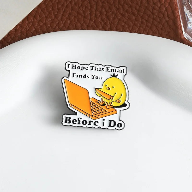 Cute Working Little Yellow Chicken Enamel Pin Cartoon Office Brooch Fashion Lapel Pin Creative Metal Badge Gift for Friends Qme