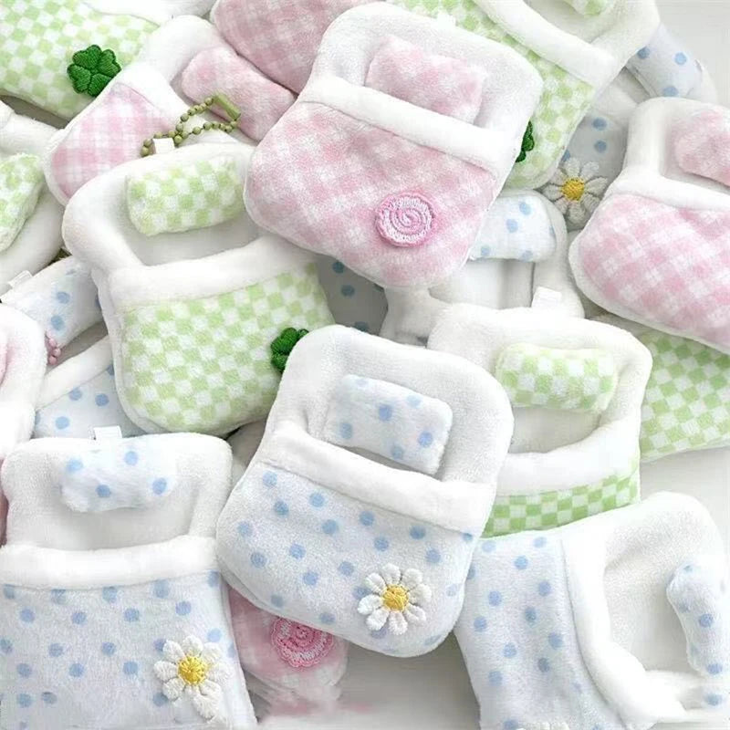 Cute Plush Four-leaf Clover Doll Bed 8 6 Soft Sleeping Bag Mini Room Qme