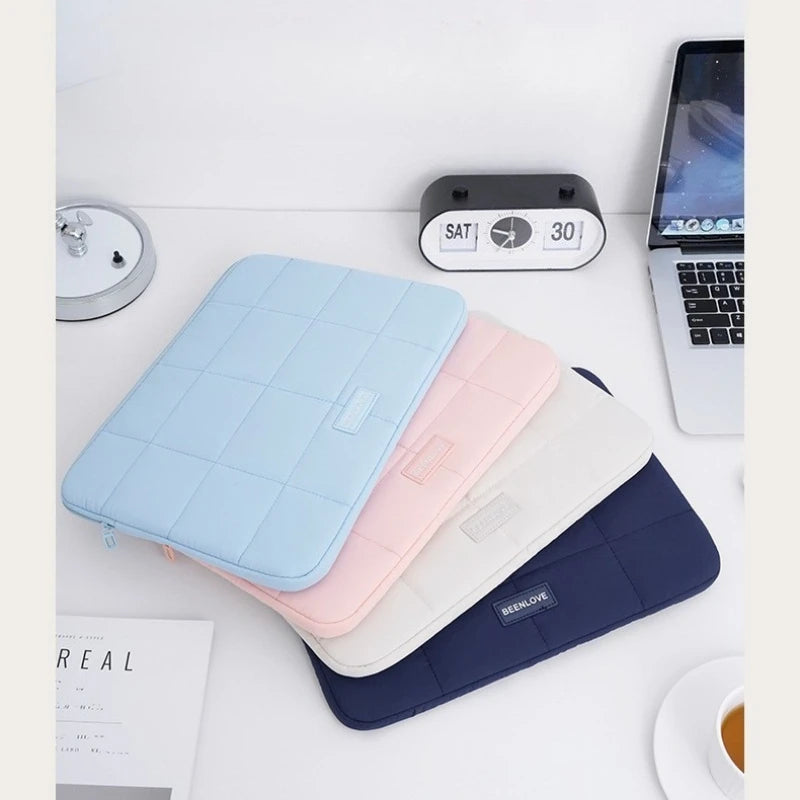 A 13.3/14 inch fluffy laptop case, suitable for MacBook Air iPad Pro and Huawei iPad laptop cases, fashionable laptop soft cases Qme