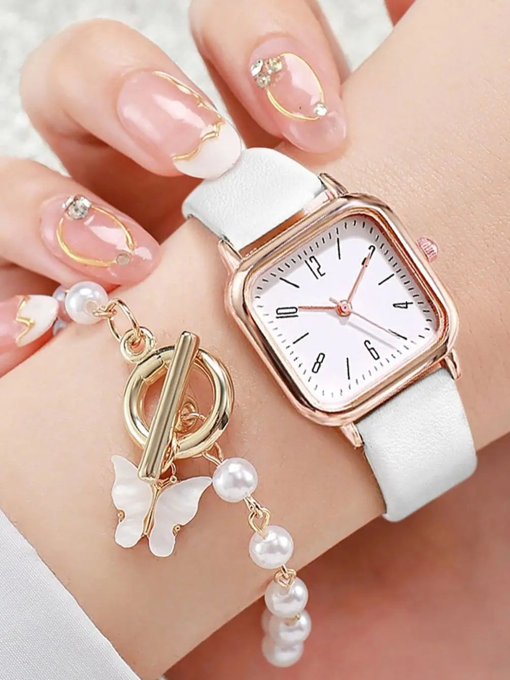 New Women Watch Luxury Bracelet Set Fashion Business Leather Quartz Wrist Watches for Women Gift Set Relogio Mujeres Qme White 1 set