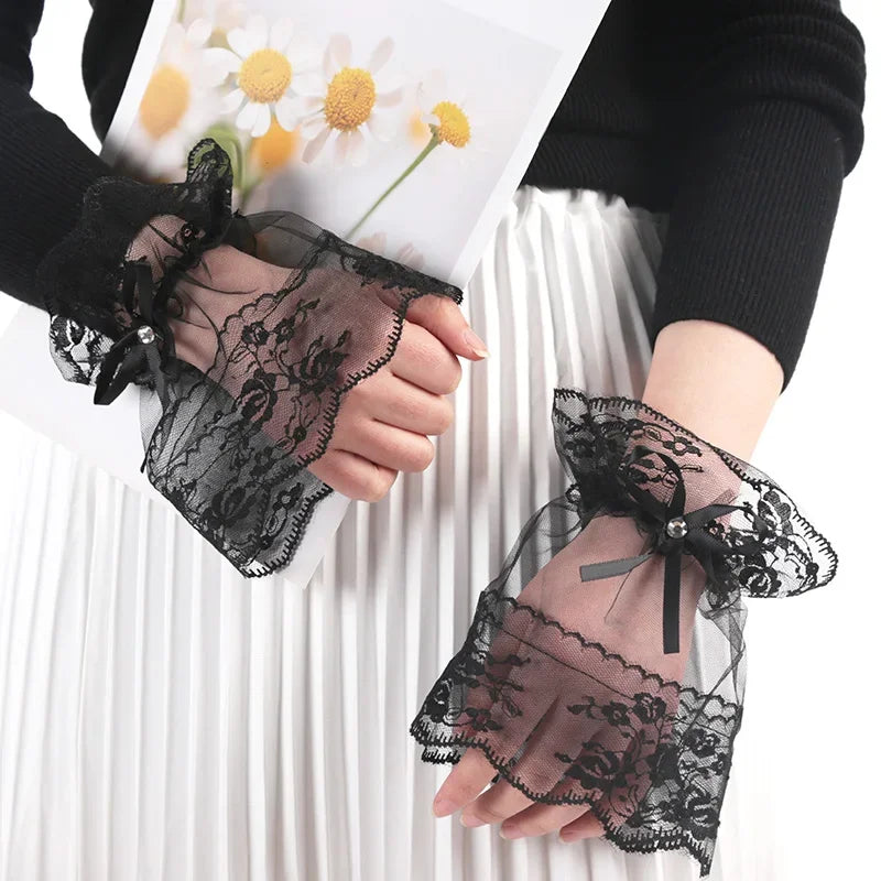 Women Gothic Lace Mesh Stretch Horn Cuffs Gloves Ruffled Detachable Fake Sleeves Wedding Party Sunshade Decorative Wrist Warmer Qme