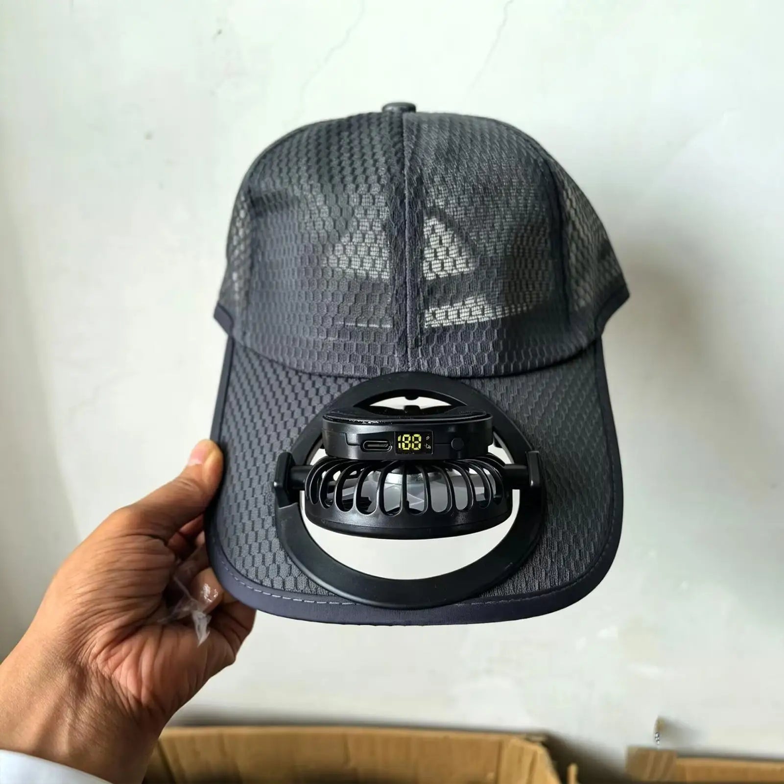 Solar Fan Hats for Men 3-Speed Wide Brim Sun Blocking Headwear 600 MAh Battery USB Charging Solar Powered Hat Fan for Outdoor Qme