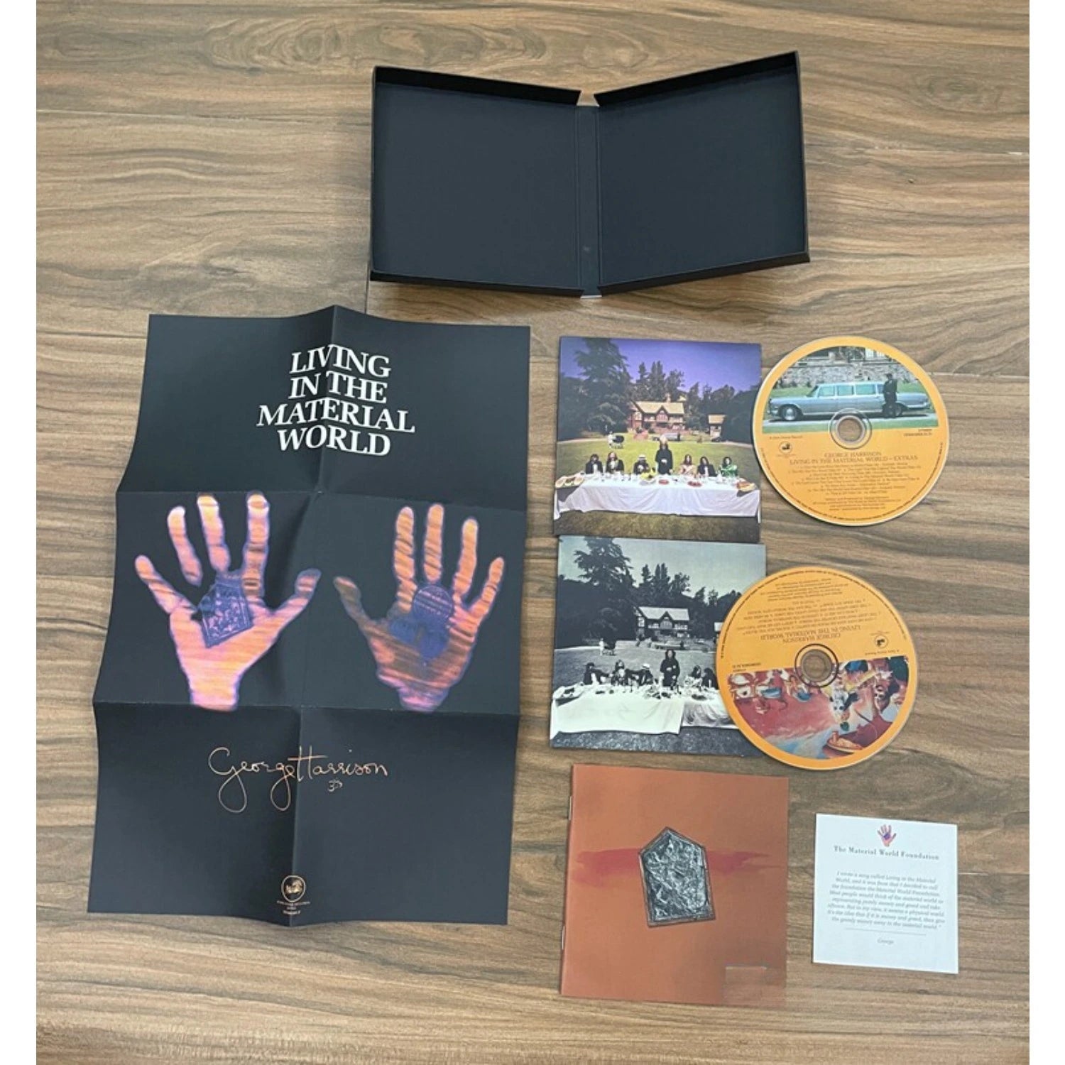 Rock Music 2CD Set with Artistic Palm Cover, Anniversary Collector's Edition with Full High-Quality Tracks for Music Enthusiasts Qme
