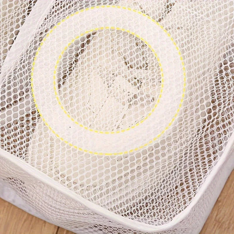 Multi-Purpose Mesh Laundry Bag for Shoes, Bras & Underwear - Durable Zipper Closure, No Distortion During Hanging Drying, Qme